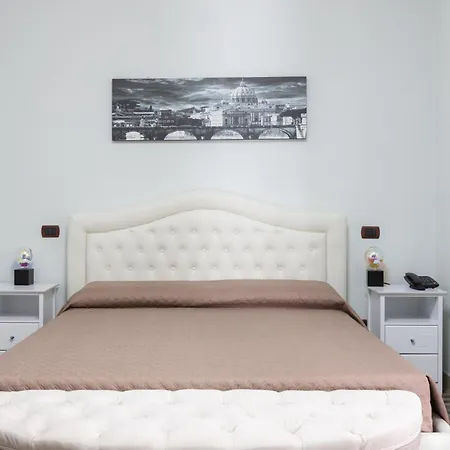Castelbarco House B 4* Rome