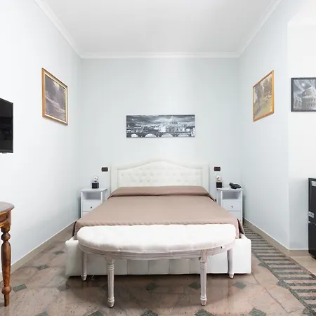 Castelbarco House B 4*