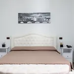 Castelbarco House B 4* Rom