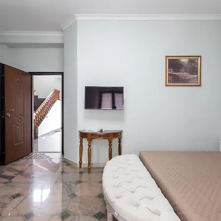 Castelbarco House B Rome