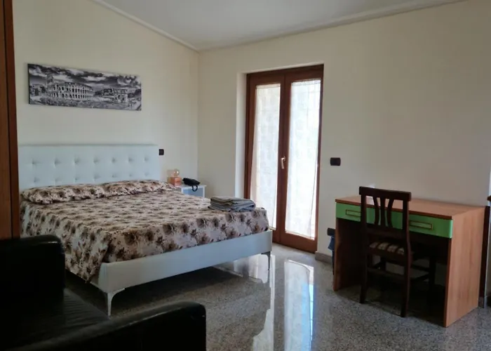 Castelbarco House B Konukevi Roma