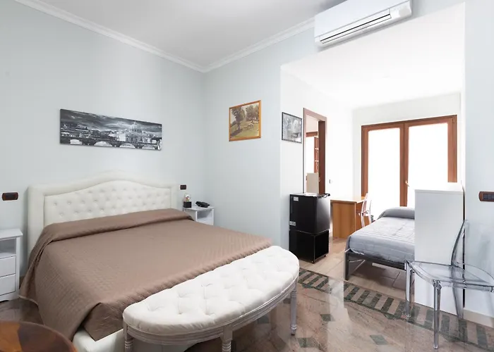 Konukevi Castelbarco House B Roma