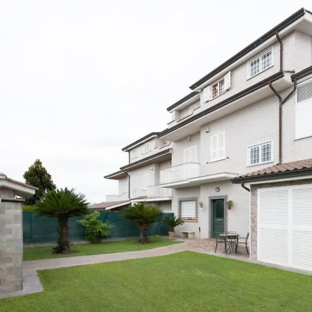 Castelbarco House B 4*